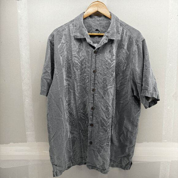 Tommy Bahama Shirt Men's XLT 100% Silk Gray Seersucker Hibiscus Florals Hawaiian - Picture 1 of 7